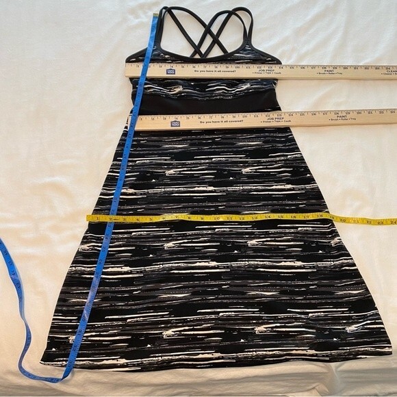 Soybu Criss Cross Straps Built in Bra Flattering Fit Dress Black White Size XS - Picture 10 of 10